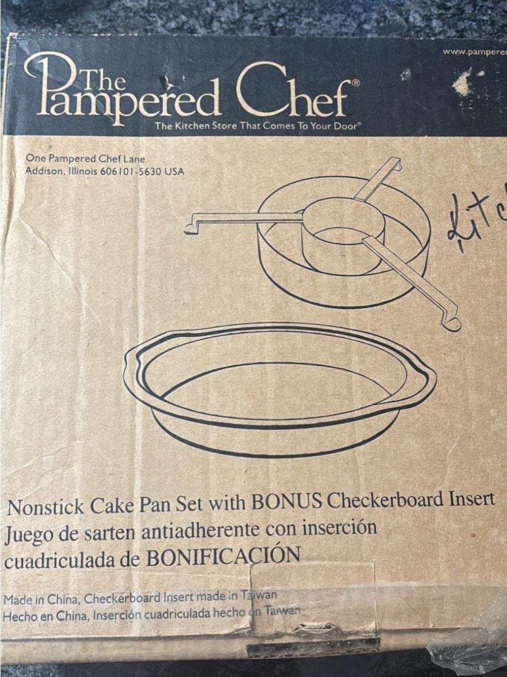 The Pampered Chef Checkerboard Cake Pan Set- Like New